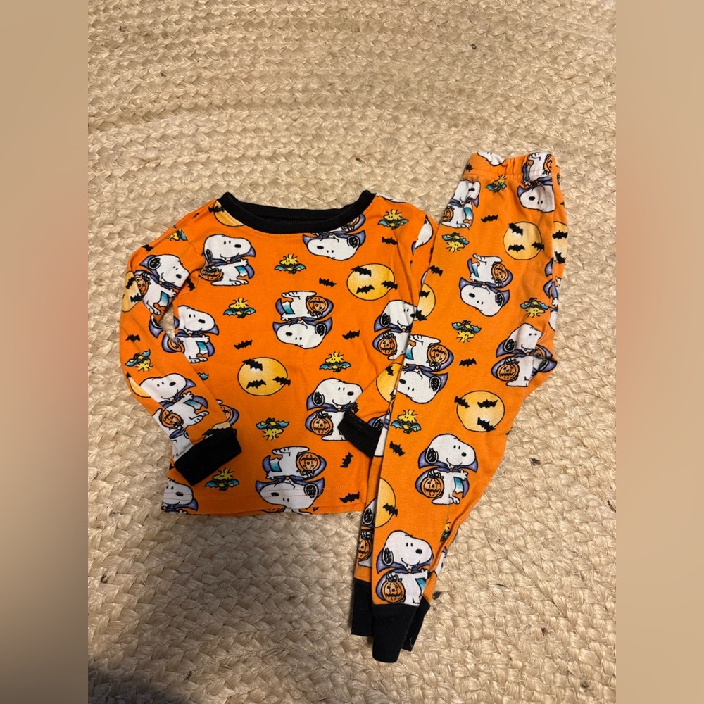 Peanuts Orange Snoopy Kids Pajama Set